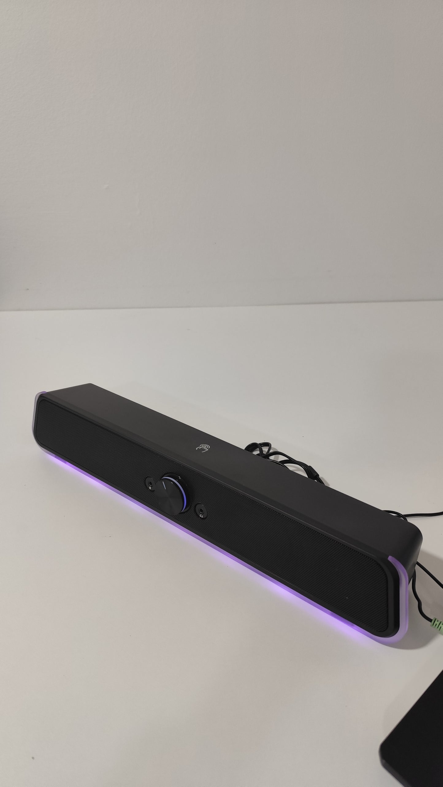 Barre de son RVB et contrôle tactile LED